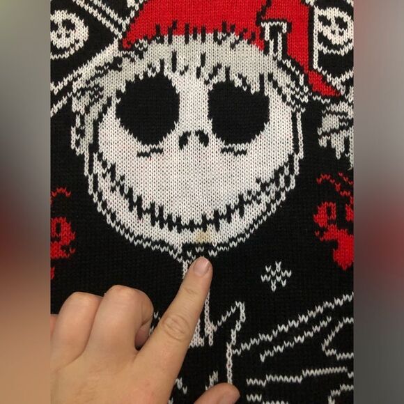 📳 MENS | DISNEY | Nightmare Before Christmas Knit Sweater - Picture 2 of 3